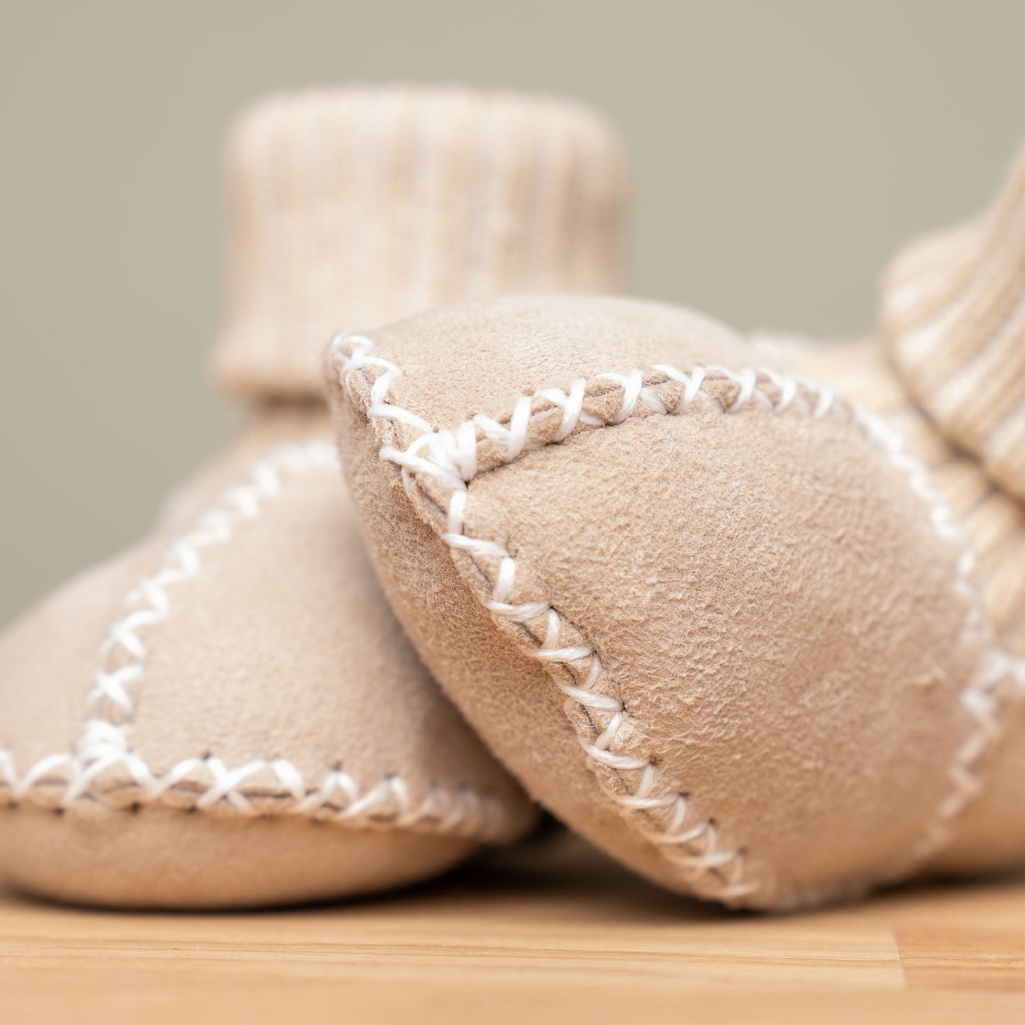 Babyschuh Lammfell cremé schenkefreude.ch