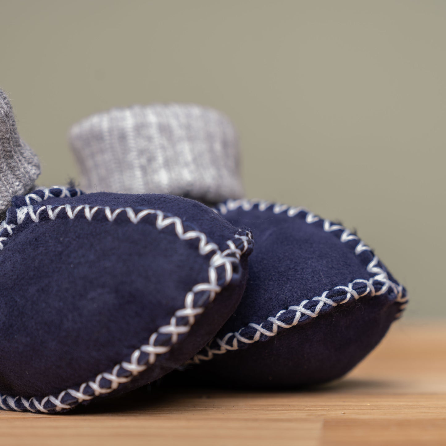 Babyschuh Lammfell marine schenkefreude.ch