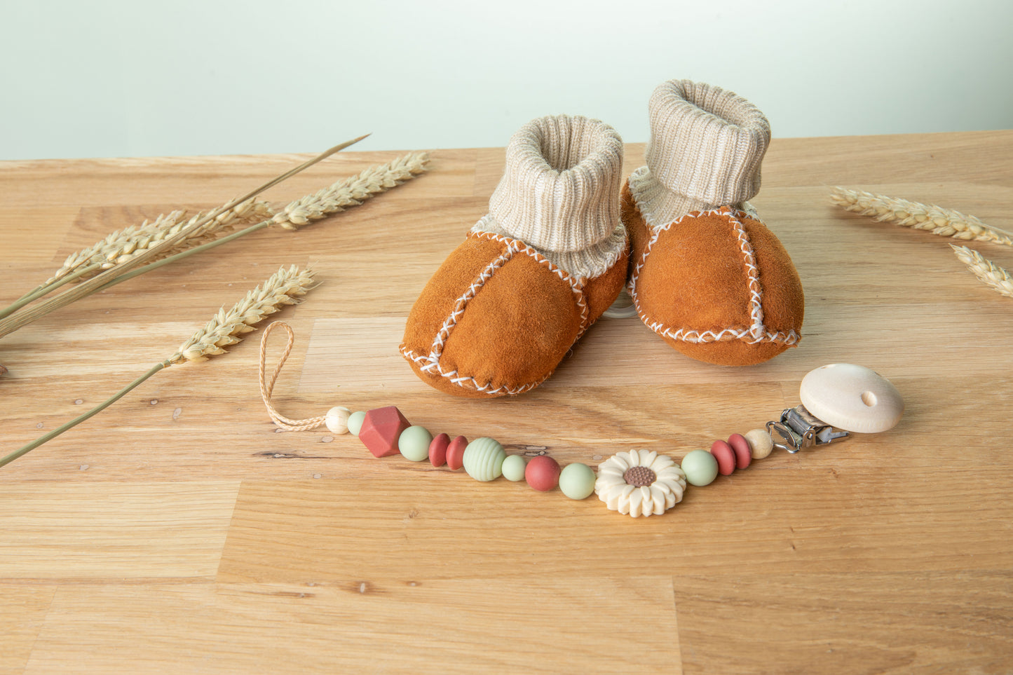 Geschenk Set Step by Step schenkefreude.ch Camelbraun S= Gr. 17/18 3-6 Monate