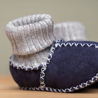 Babyschuh Lammfell marine  schenkefreude.ch   