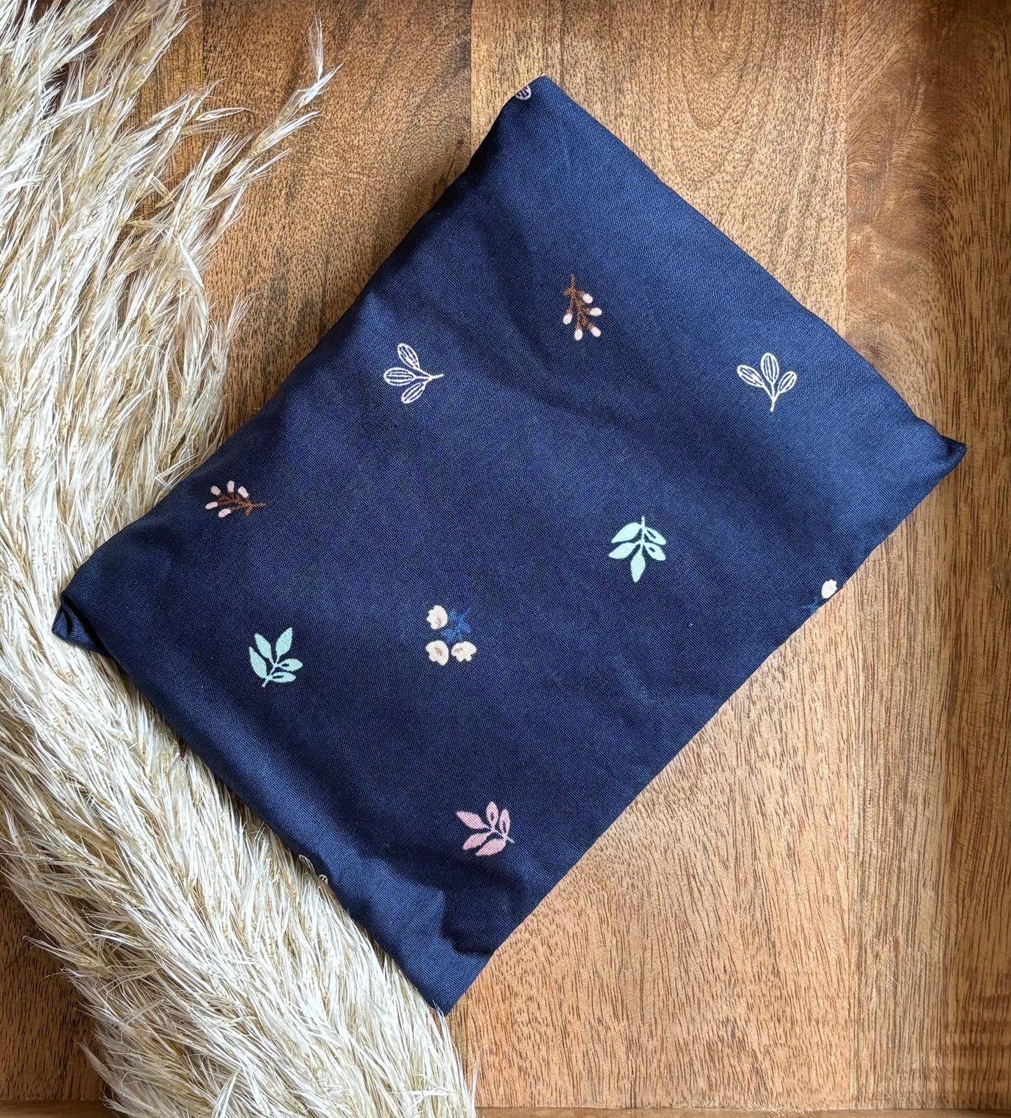 Wärmekissen Kühlkissen Blume marine 13x17cm